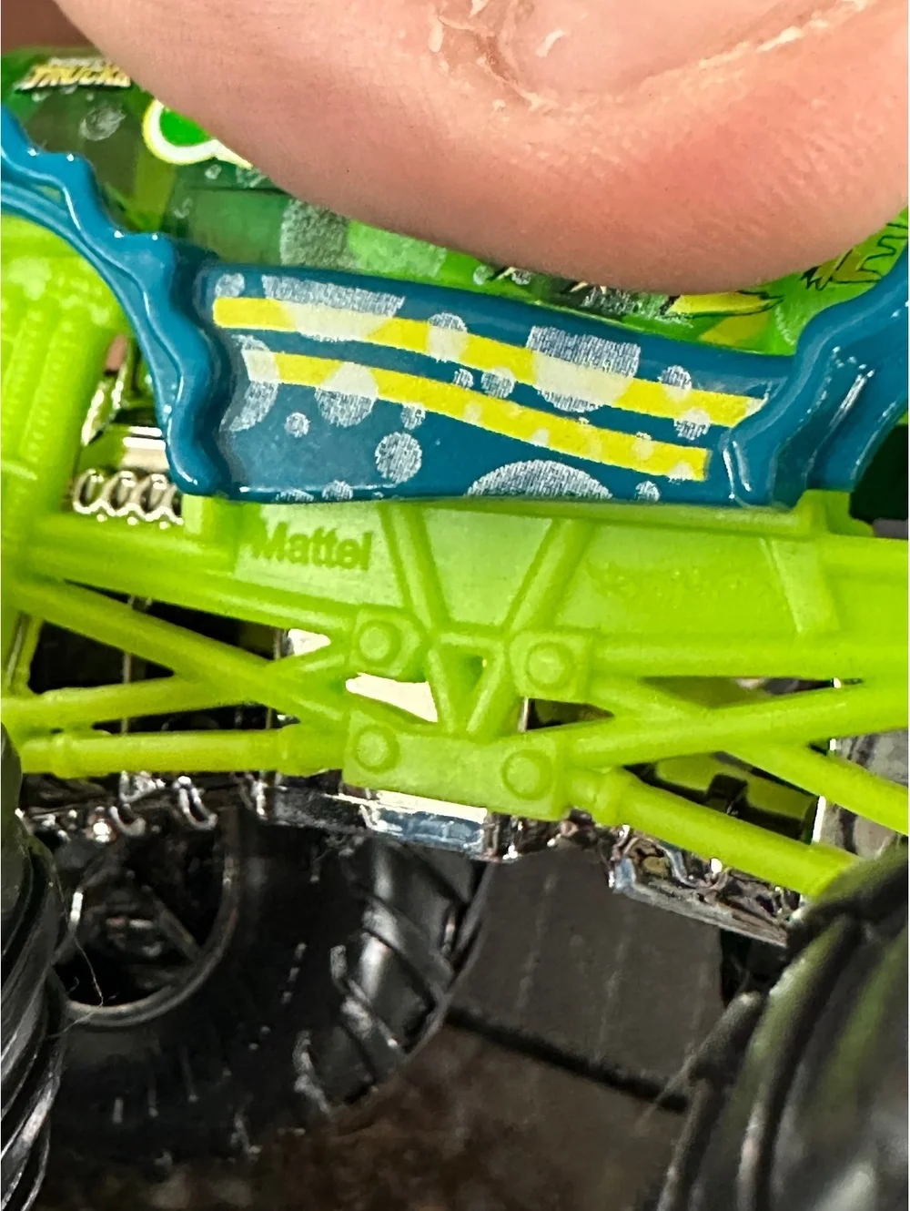 Hot Wheels Cambotator XL Monster Truck Toy Car
